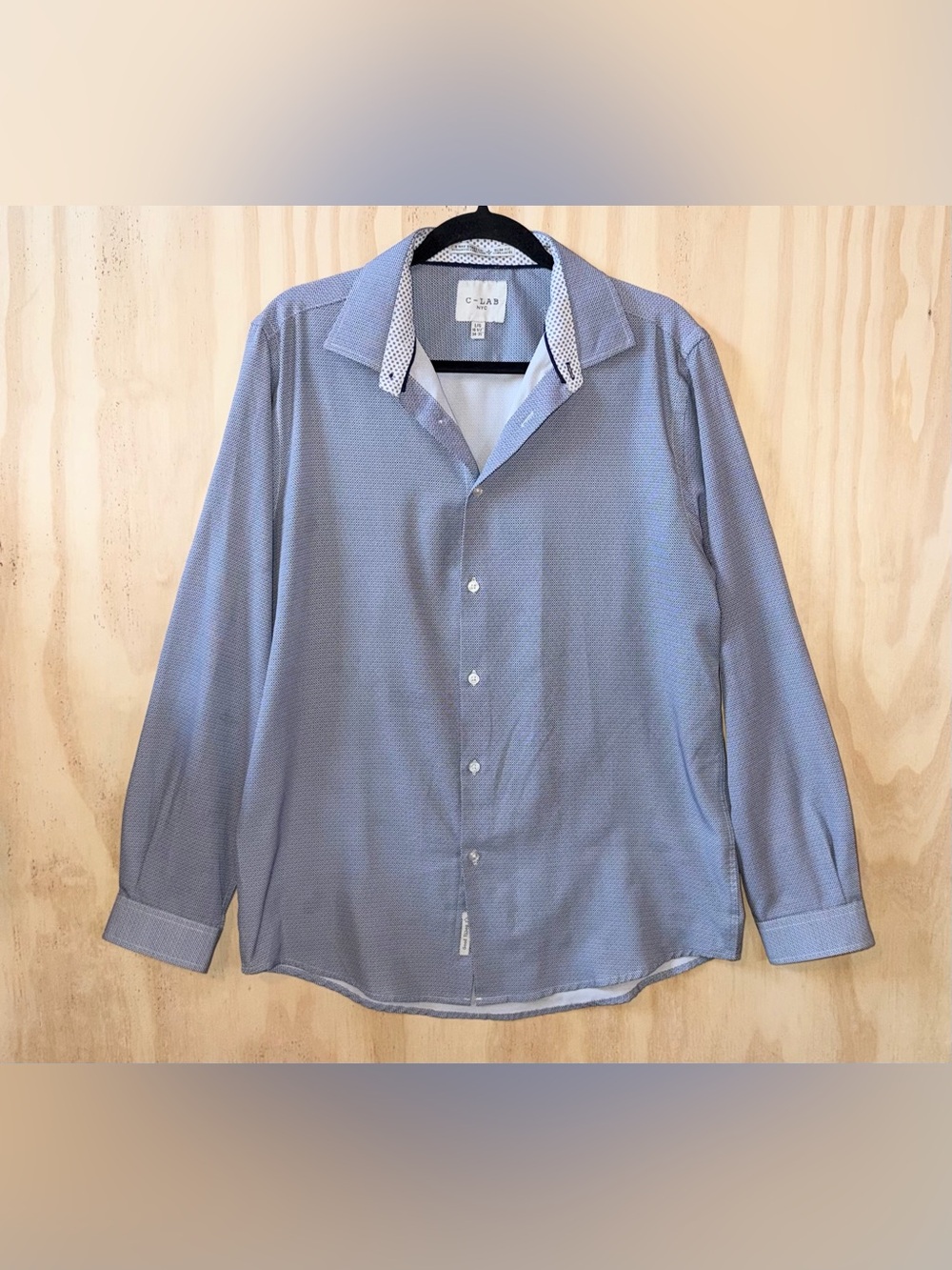 C-Lab NYC Men’s 4 Way Stretch Slim Fit Button Up Shirt Size Large Blue EUC